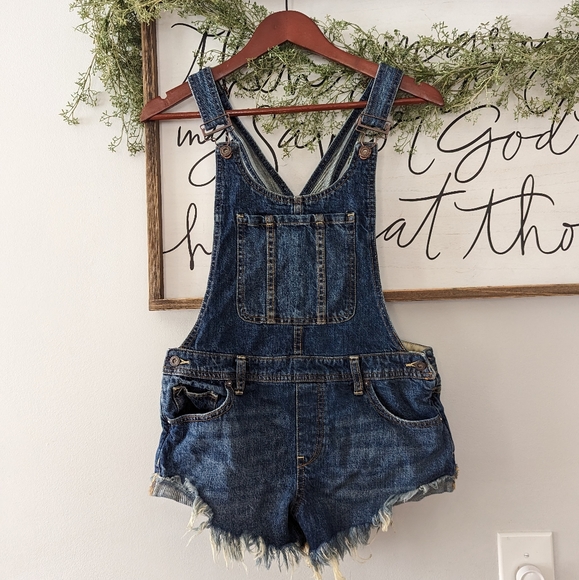 We The Free Denim Shortalls size 26 - Picture 1 of 7